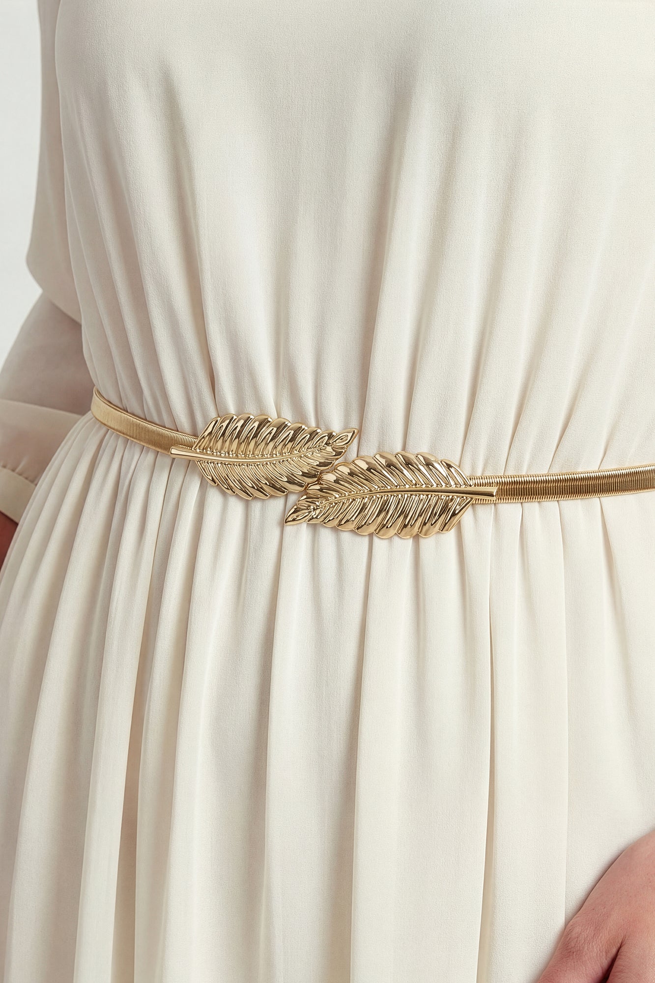 green emerald velvet dress TIESOME Womens Metal Leaf Chain Belt, Adjustable Bridal Wedding Leaves  Waistband Skinny Waist Belt for Dresses Decorated (Gold) at Amazon Women's  Clothing store main image 0