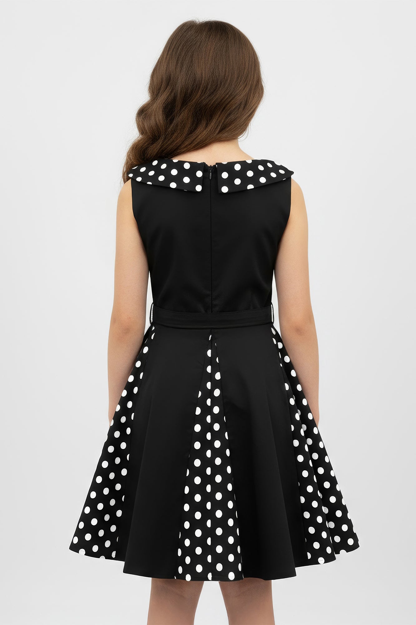 Kids 'Alexia' Vintage Polka Dot 50's Girls Dress - Black / 11 - 12 Years Kids 'Alexia' Vintage Polka Dot 50's Girls Dress - Black / 11 - 12 Years